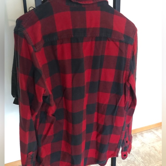 Men’s button-down flannel - Picture 2 of 2